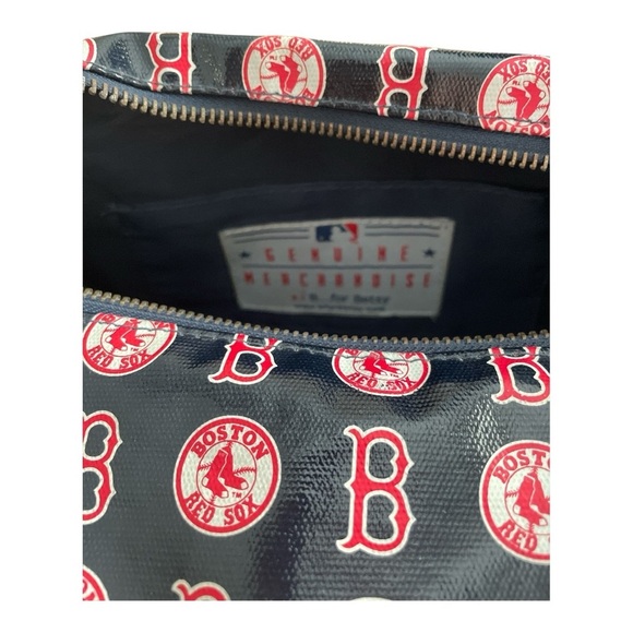 MLB B….for Betsy Red Boston Red Sox Shoulder Bag with Team Logo Pattern - Picture 2 of 5
